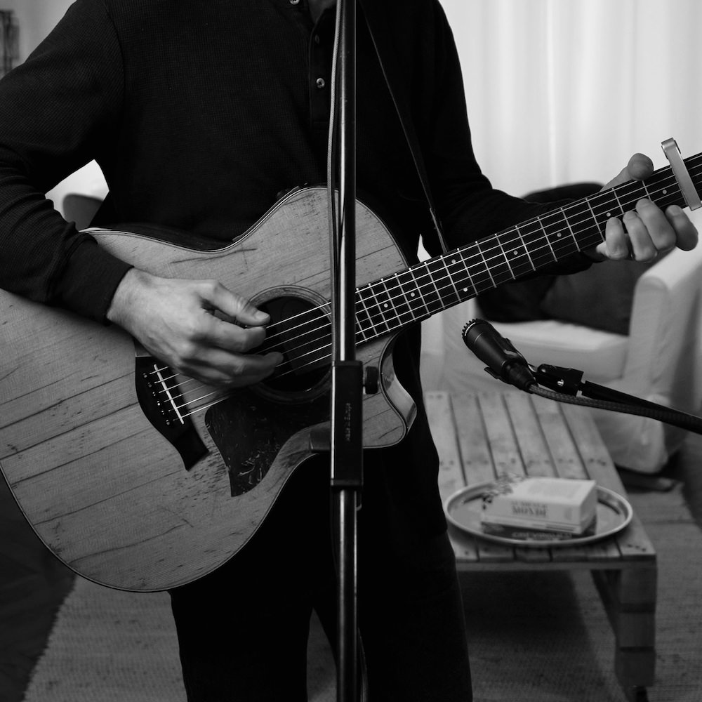 GUITARE & CHANT BRASSENS & COMPAGNIE NOIR & BLANC 2